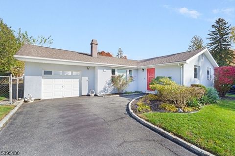 20 Dogwood Dr Denville Twp. NJ 07834