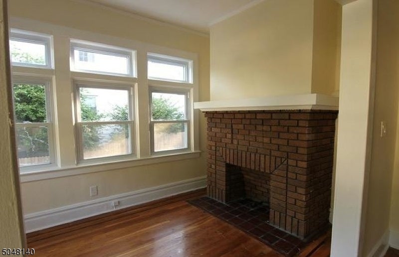 11 E Clark Pl 1