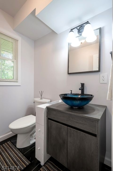 5 Beaver Brook Dr Vernon Twp. NJ 07461