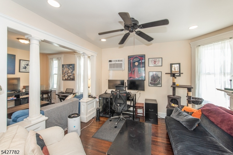 107 Sheridan Ave
