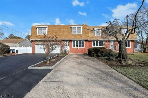 4 Highfield Ct Wayne Twp. NJ 07470
