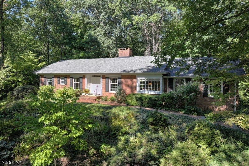 527 Ridge Rd
