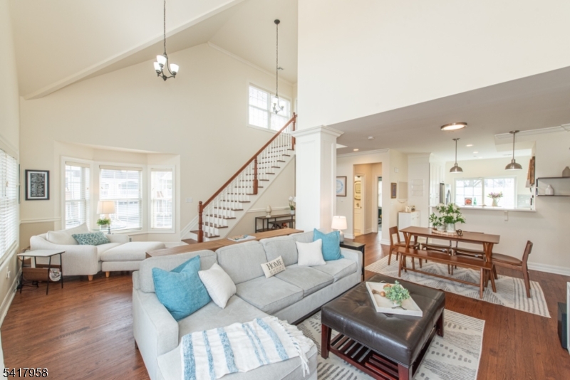 21 Riverbend Ct