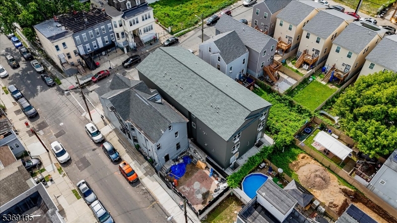 200 Summer St