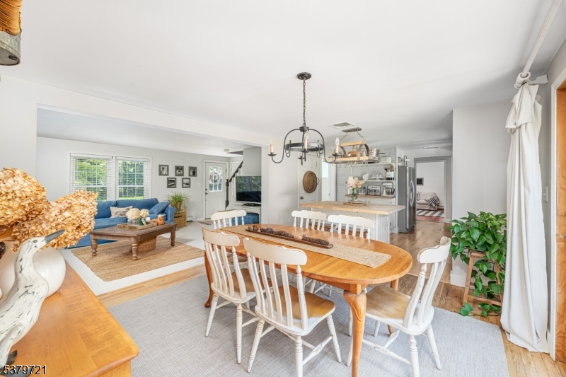 127 Layton Rd