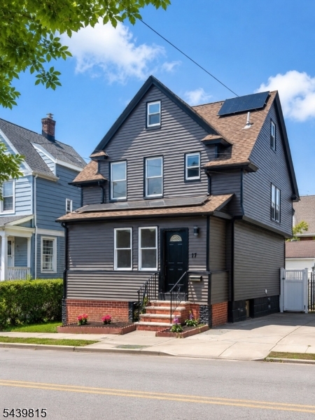 17 Whittlesey Ave