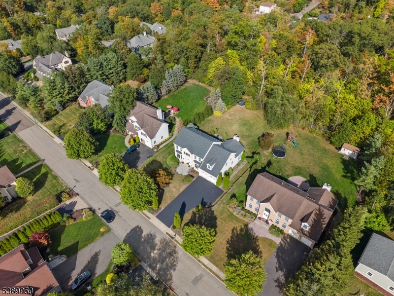 5 Berlin Ln
