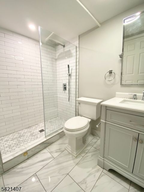 29 Sussex Rd Clifton City NJ 07012