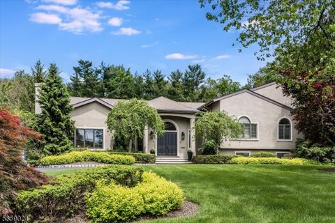 22 Ross Rd Livingston Twp. NJ 07039