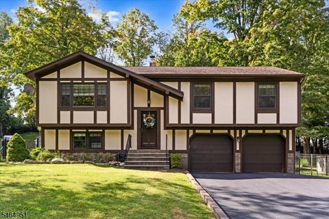 Photo for 108 Valley View Trl