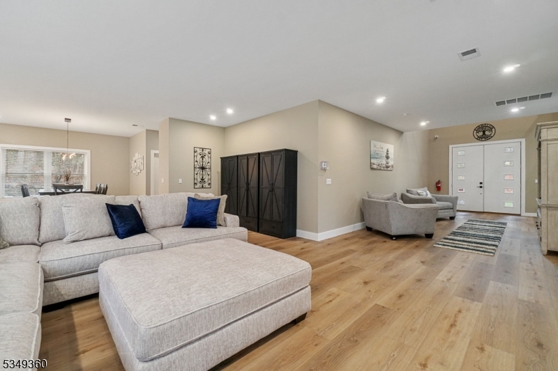232 Kinnelon Rd
