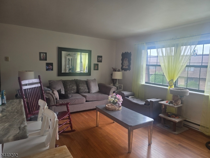 412-432 Broadway 5C