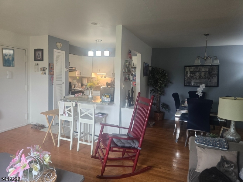 412-432 Broadway 5C