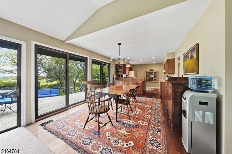 160 Sandy Ridge Rd