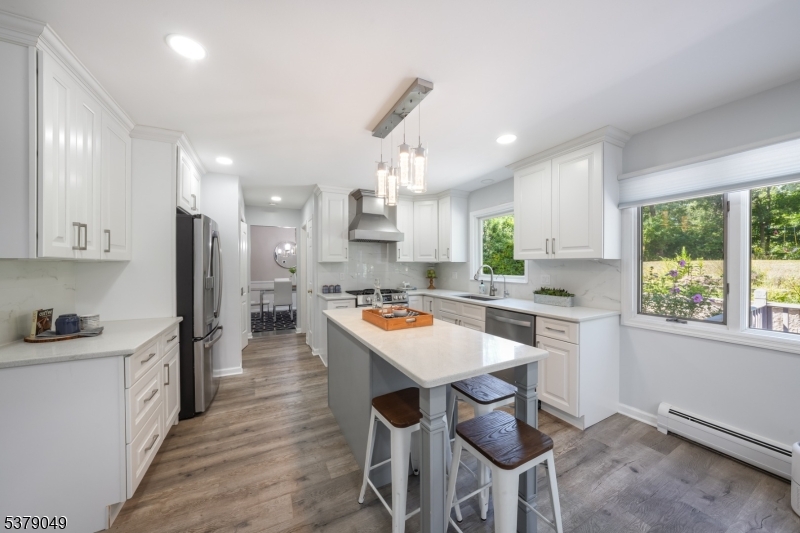 67 Emerson Ln