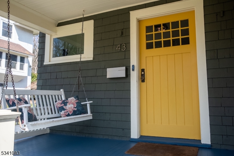 43 Ridgewood Terrace