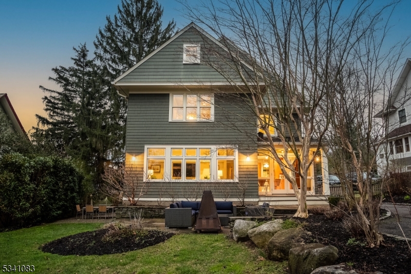 43 Ridgewood Terrace