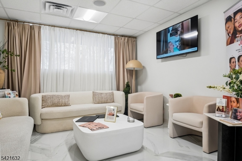 282 West Main Street