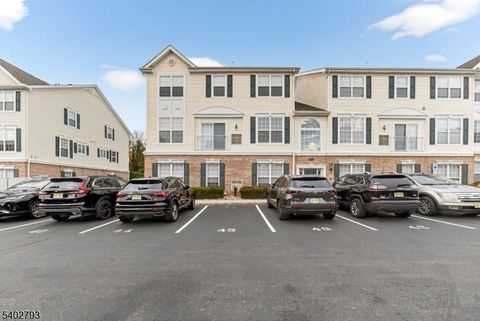 344 Shannon Ct Lopatcong Twp. NJ 08865