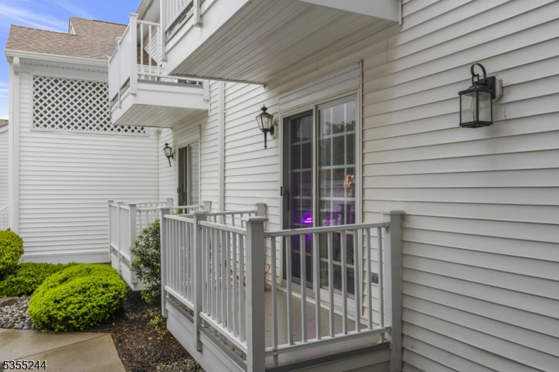 105 Alexandria Way