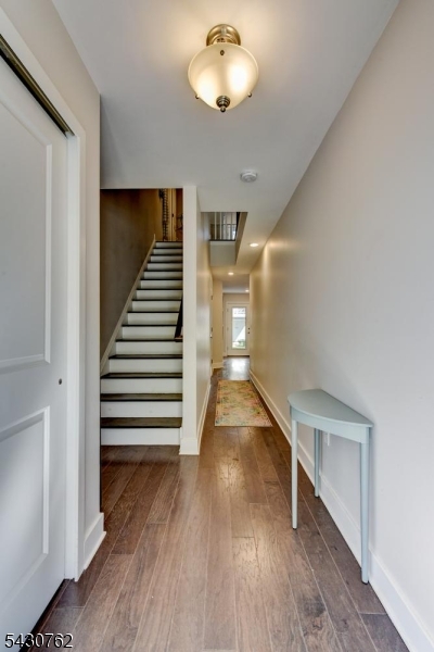 402 Saratoga Ct