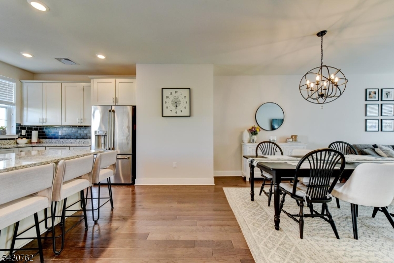 402 Saratoga Ct