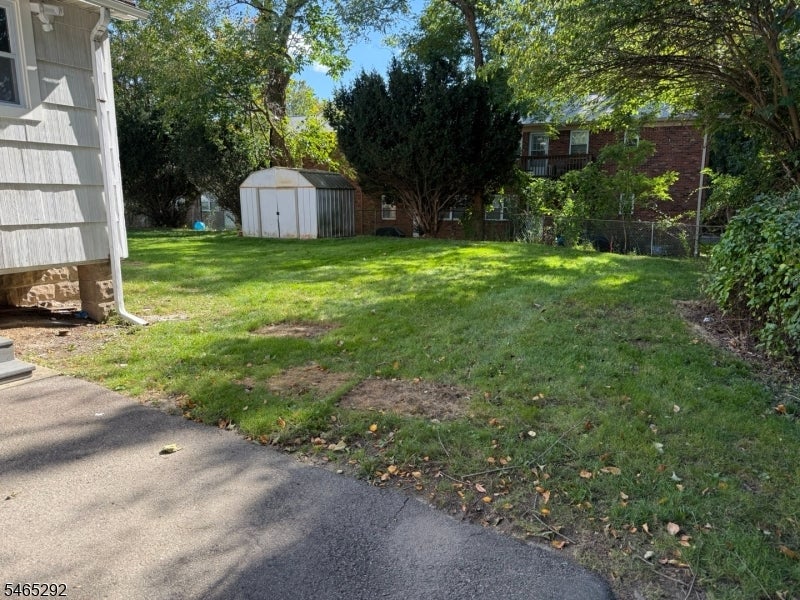 32 Willard St