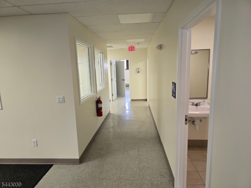 15 Valley St UNIT LL1