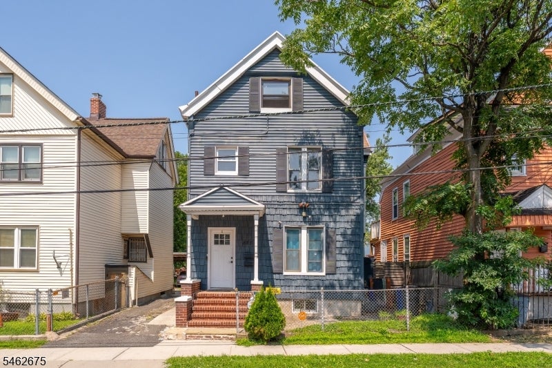485 Cary St