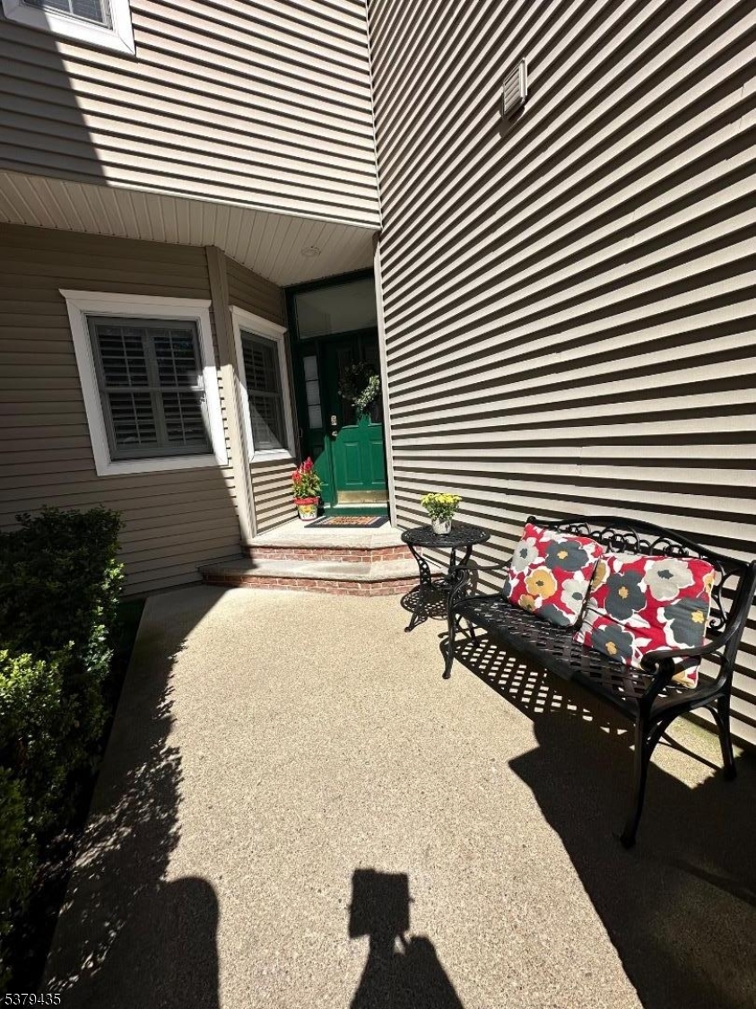 88 Kent Dr