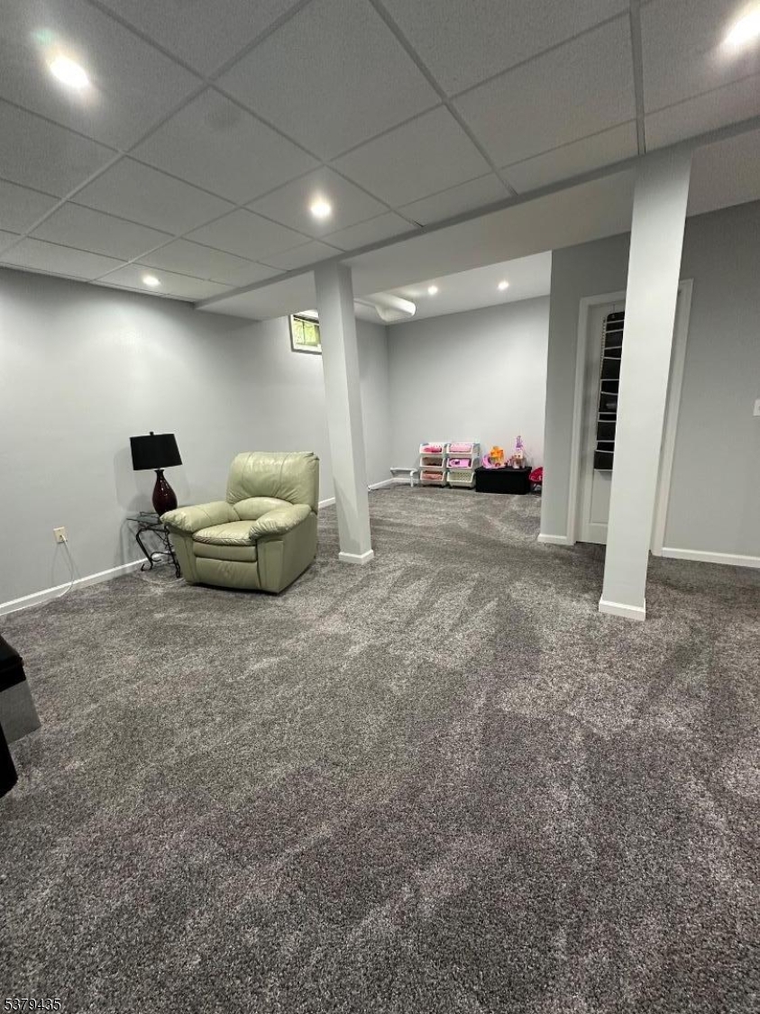 88 Kent Dr