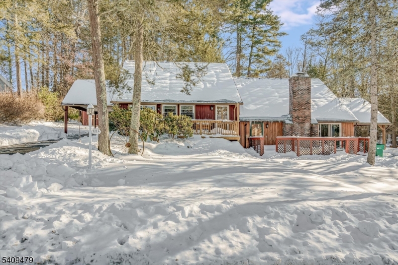 121- A Hemlock Hill O1 01