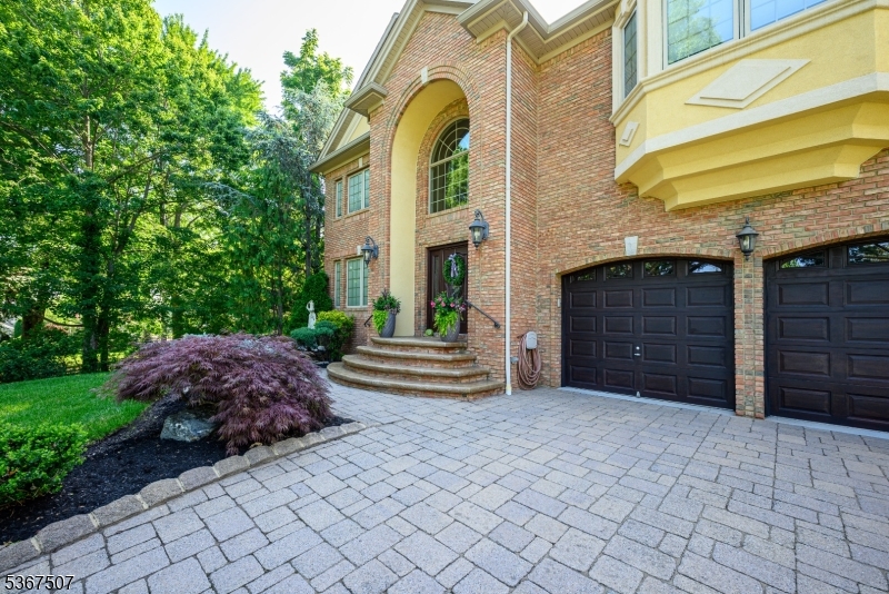 5 Acken Dr