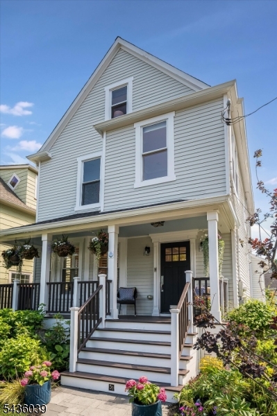 51 Gray St