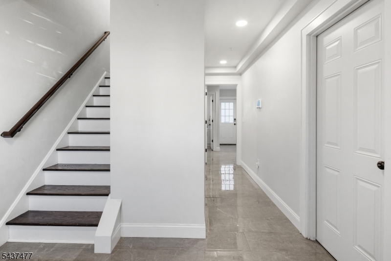22B Arcadia Pl