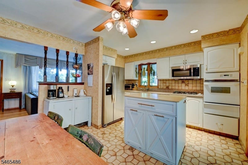 13 Graham Pl