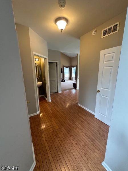 30 Julie Ct