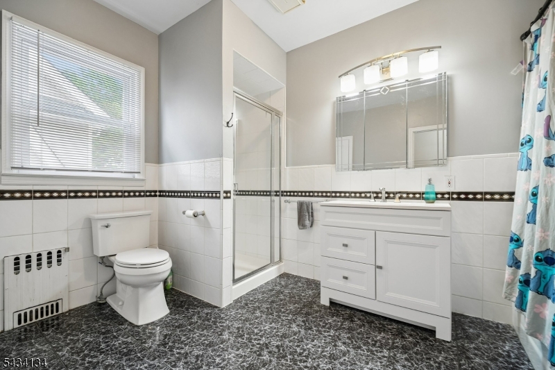 223-225 Keats Ave