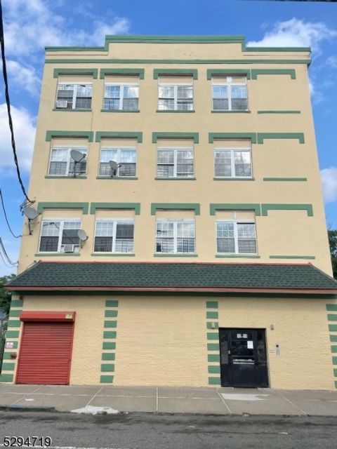15-19 Stone Street Newark City NJ 07104