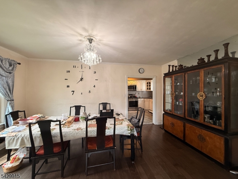 10-01 Berdan Ave