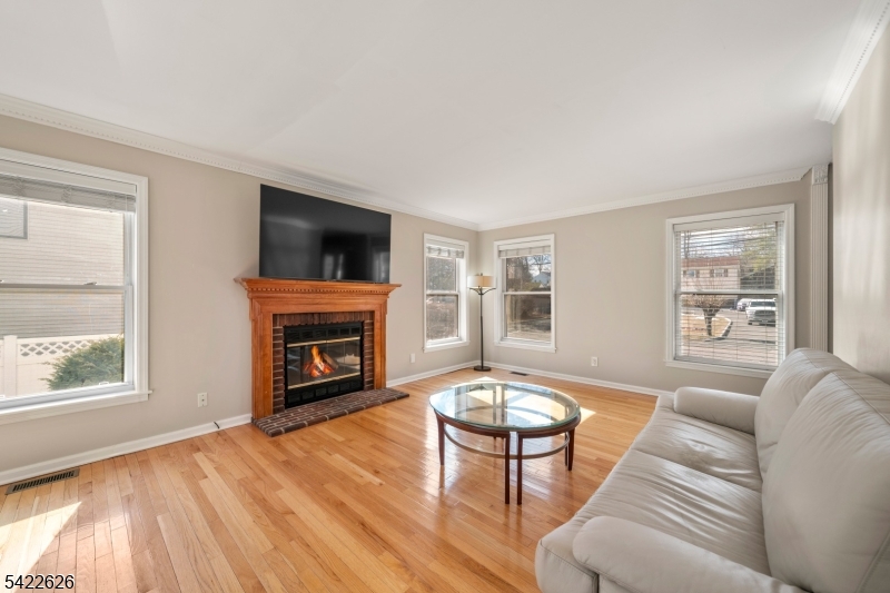 78 N Shore Rd