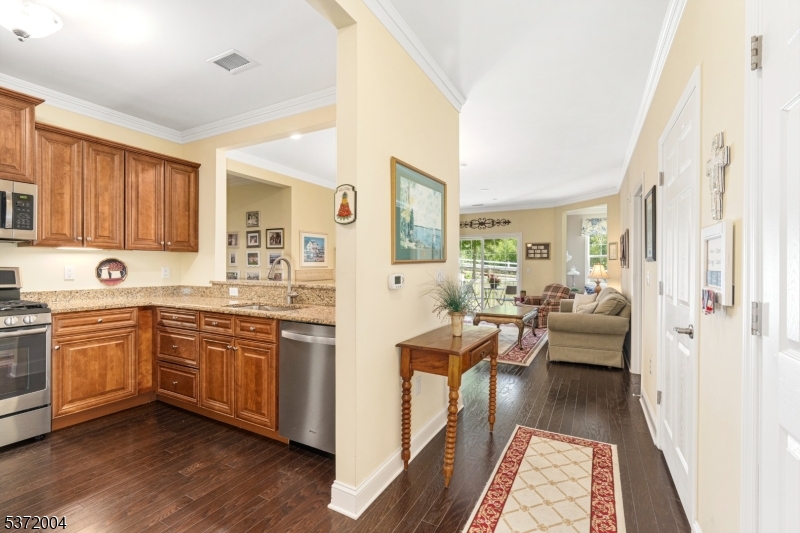 4106 Hoover Ln