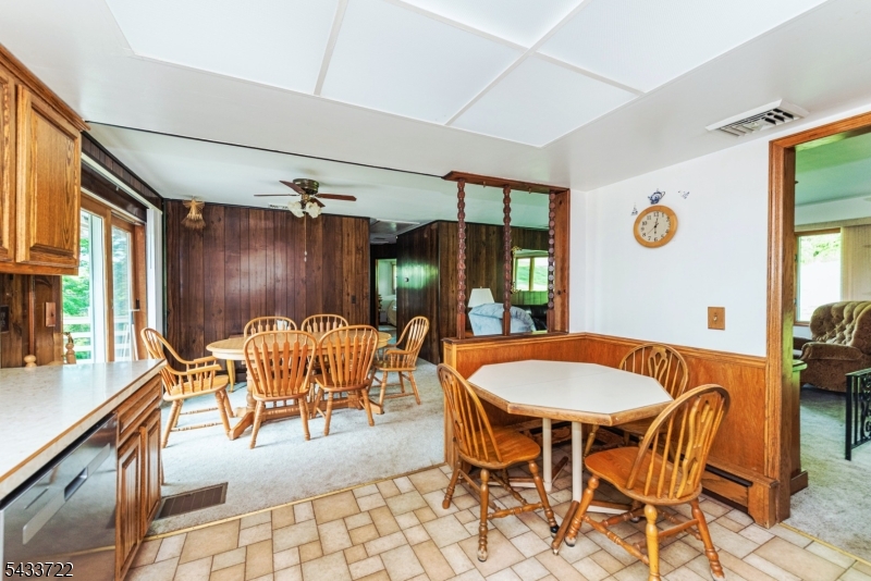 103 Mountain Rd