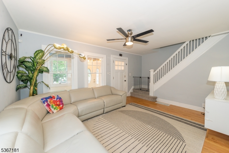 79 Brookdale Ave