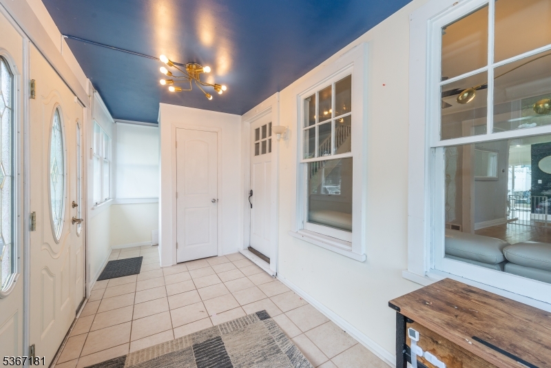 79 Brookdale Ave