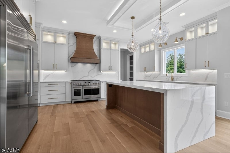2 Ravinn Lane