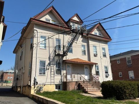 225 Murray St Elizabeth City NJ 07202