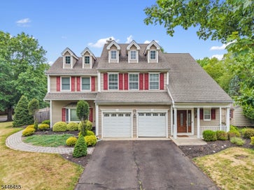 220 Lindsay Ct Branchburg Twp. NJ 08876