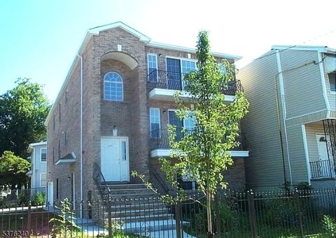 469 Hawthorne Ave 3 Newark City NJ 07112