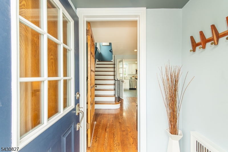 384 Essex Ave